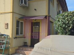 Casa, 5 camere si curte, locatie centrala in Pantelimon, Ilfov